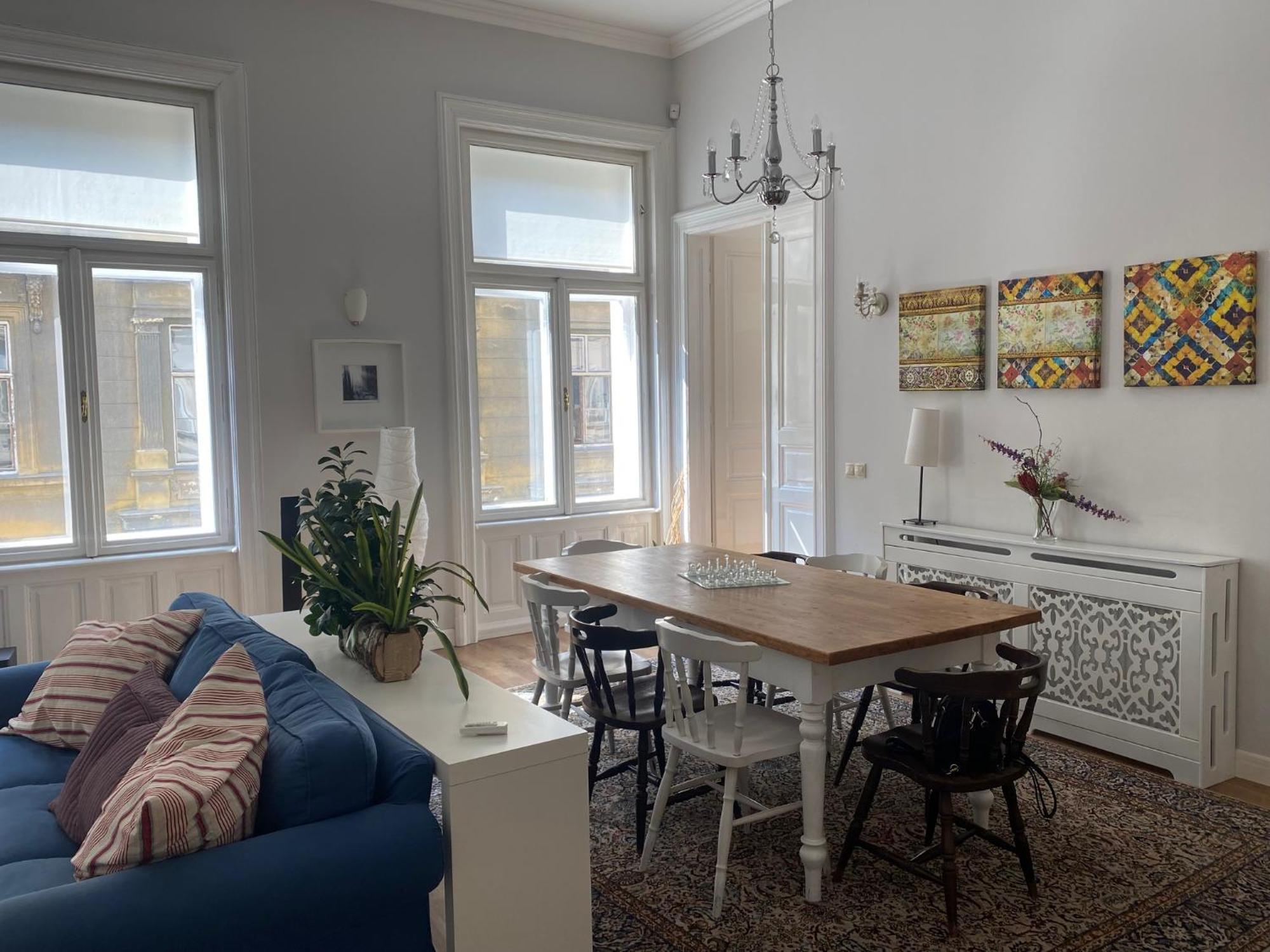 בודפשט Urban Haven - 3 Beds, 3 Baths, Free Parking, Near Central Market מראה חיצוני תמונה